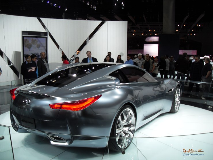 Infiniti Essence Back