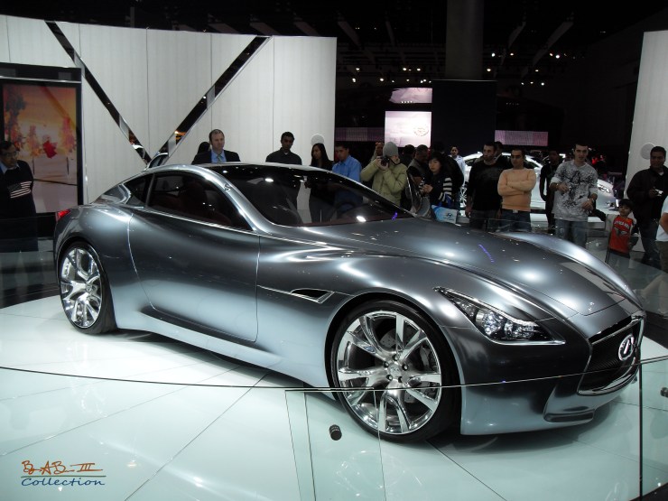 Infiniti Essence Front