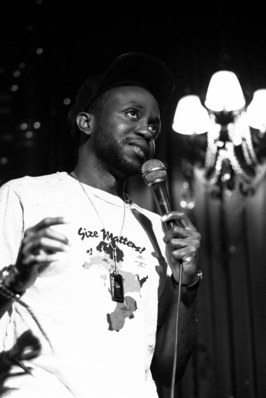 481626_563236050362067_1527001340_n