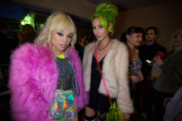 45576_879720411289_248532529_n